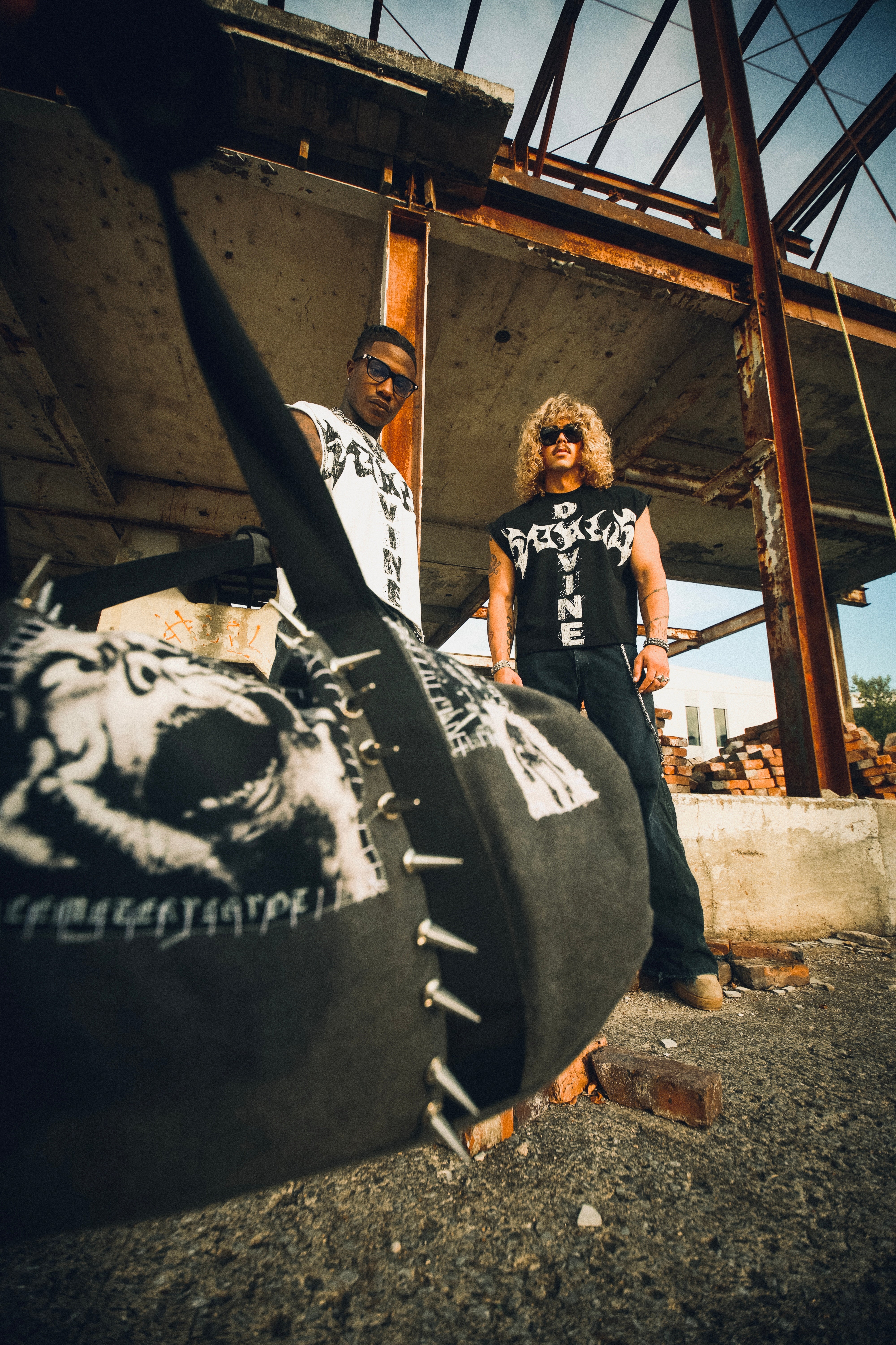 SOUL TIES CUT OFF (BLACK)